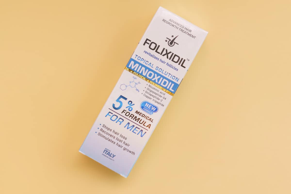 Commercial minoxidil solution packaging