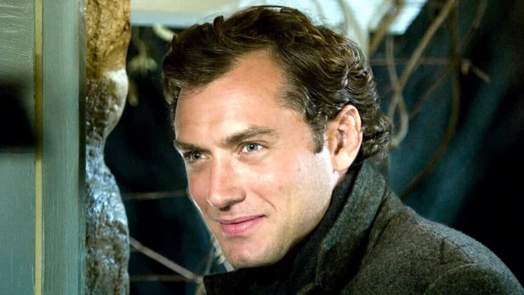 Jude Law in his famous holiday movie