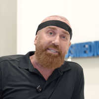 DJ Vlad after his hair transplant at Cosmedica Clinic